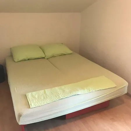 Apartman Lucija *
