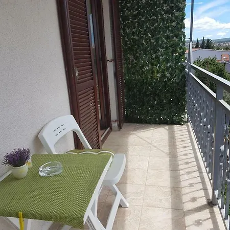 Apartman Lucija 아파트